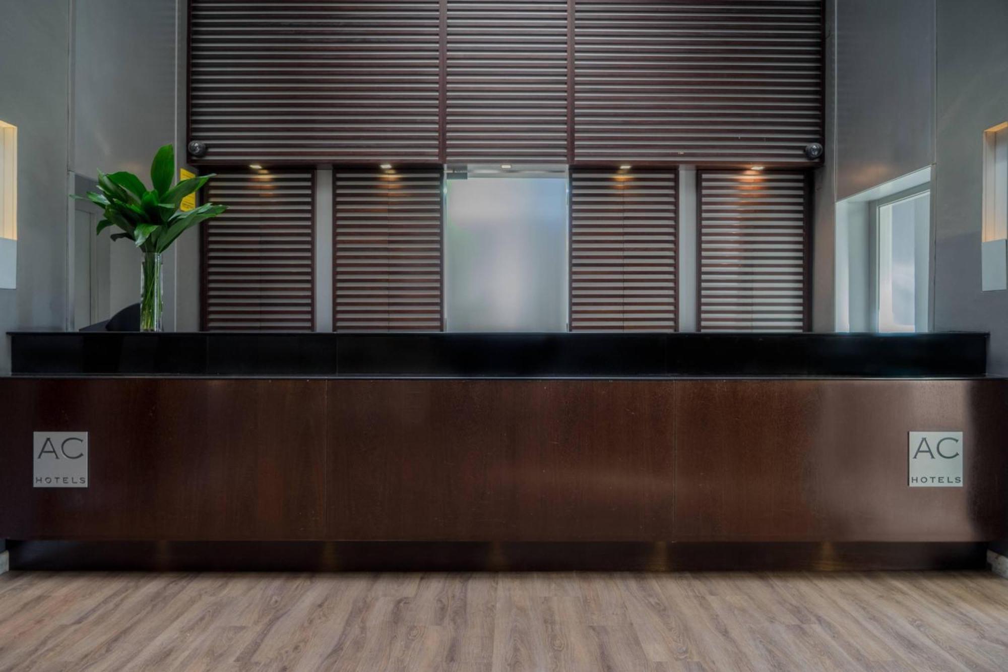 Ac Hotel Ciudad De Sevilla By Marriott Exterior photo