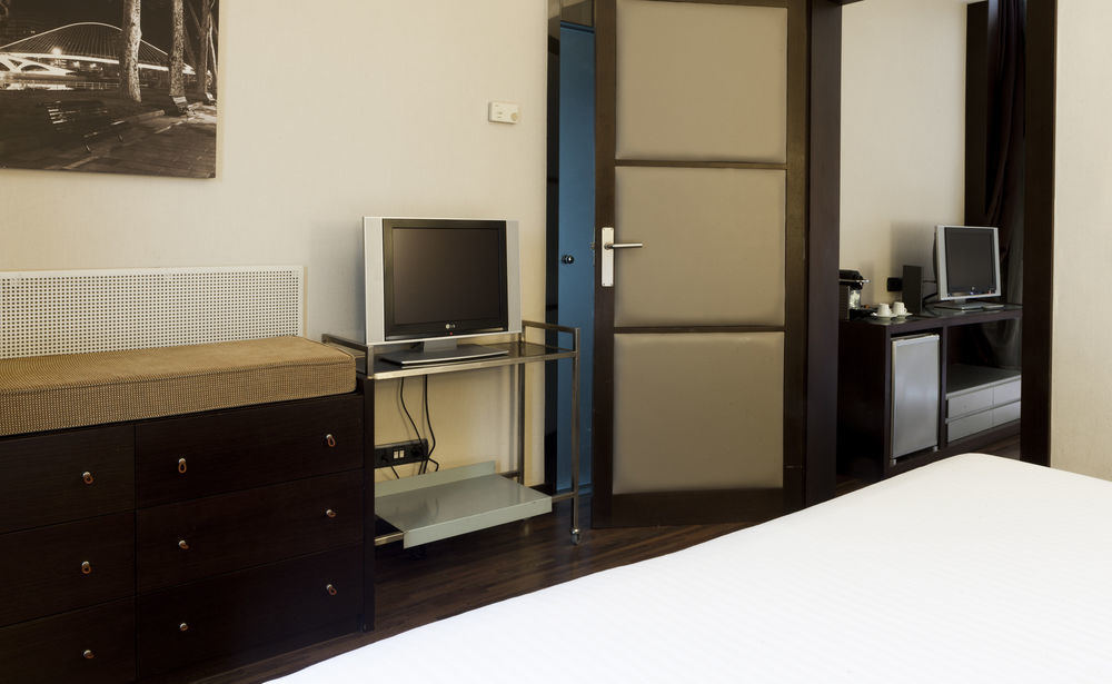Ac Hotel Ciudad De Sevilla By Marriott Exterior photo
